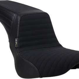 Kickflip Seat - Pleated Grip - Softail '18+